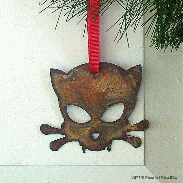 Outlaw Kitty ornament